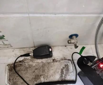 屋顶漏水维修公司分享下卫生间漏水的危害及解决方法